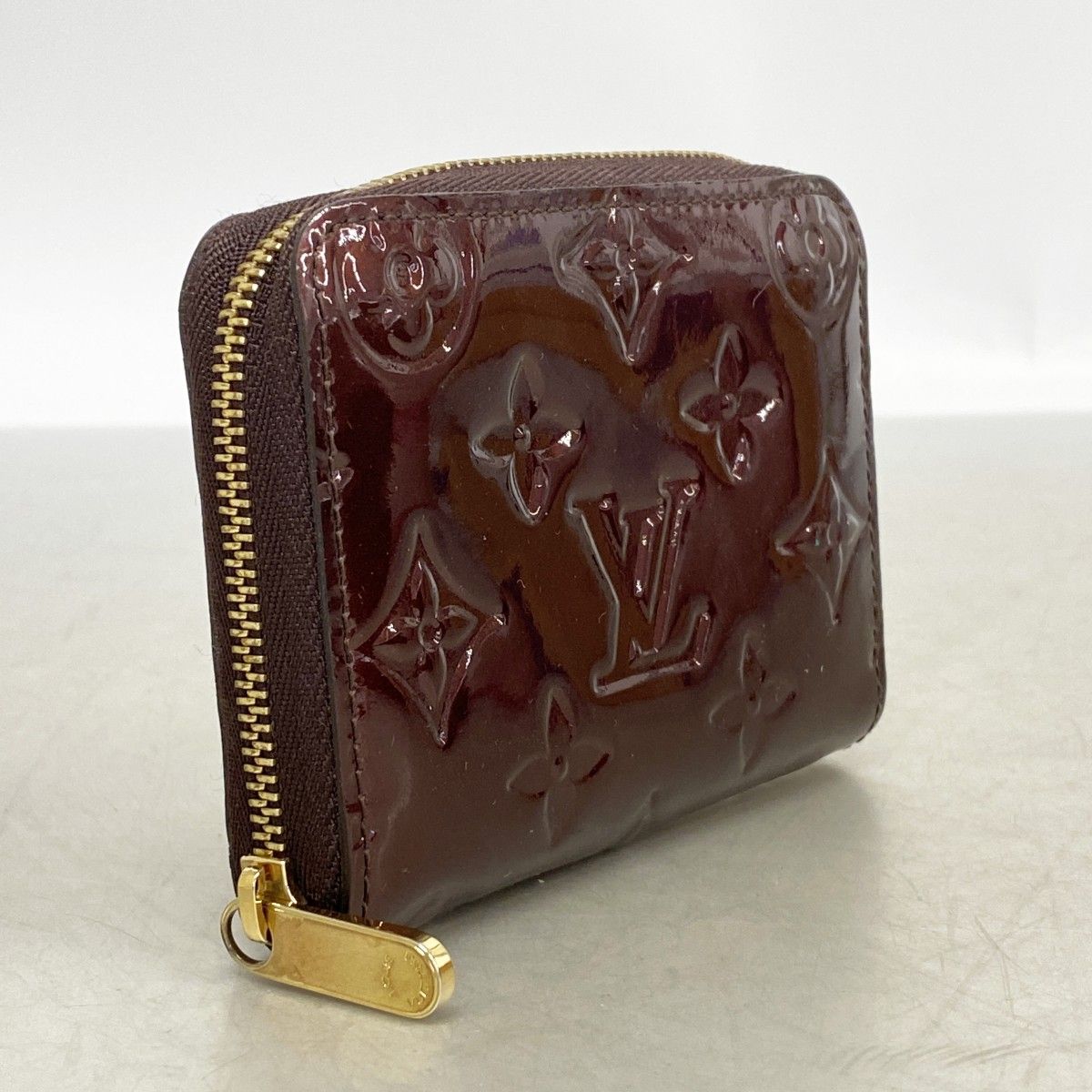 Louis Vuitton Coin Case Vernis Zippy Purse Amaranto — view 2