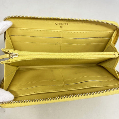 Chanel Wallet Quilted Lambskin Yellow Champagne Gold — view 3