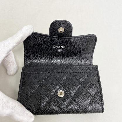 Chanel Card Case Quilted Caviar Leather Black Silver — view 5