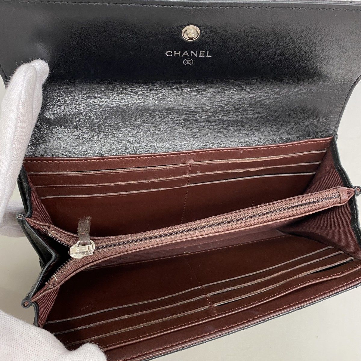 Louis Vuitton Wallet Matelasse Lambskin Black Silver — view 3