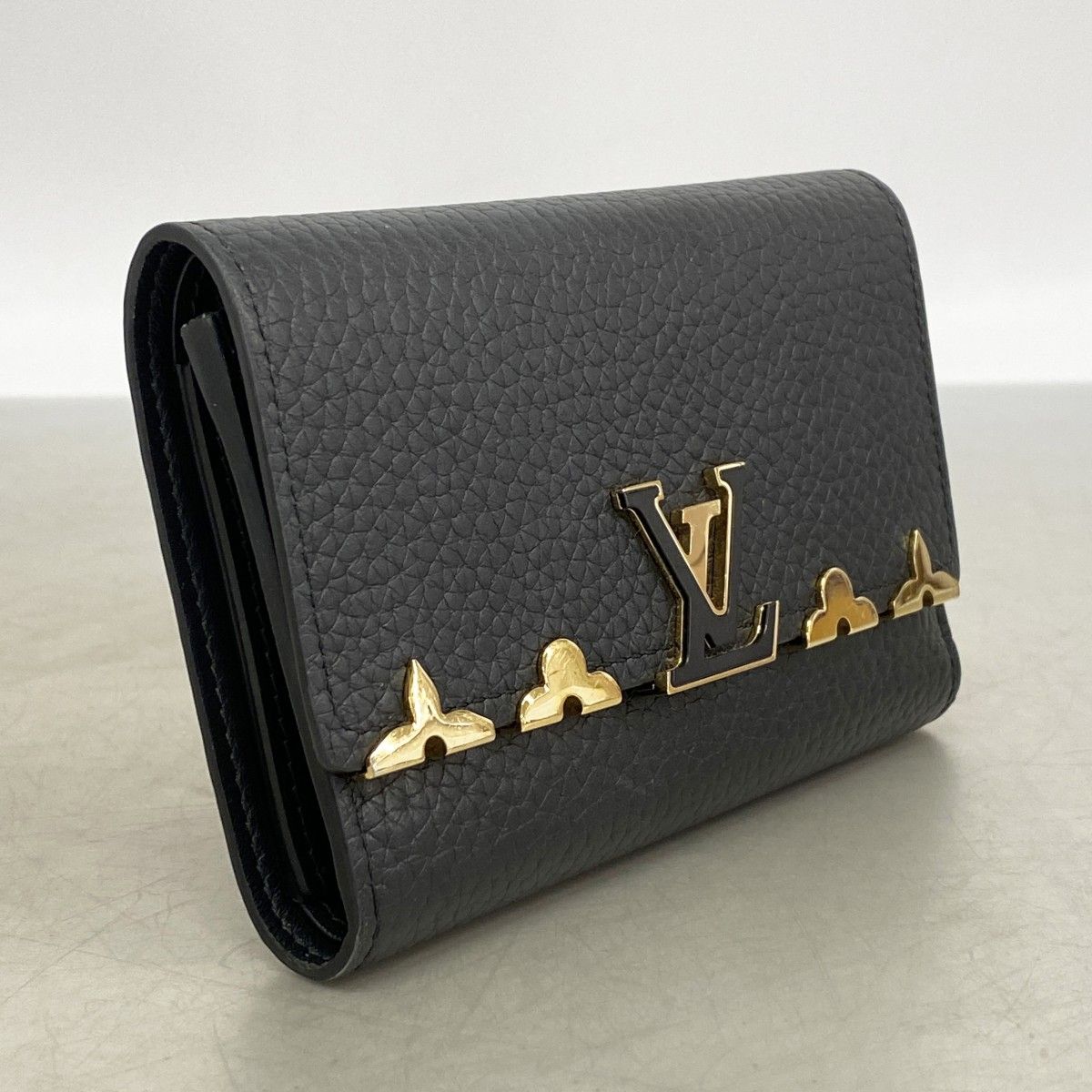 Louis Vuitton Wallet Taurillon Portefeuille Capucines Compact Noir — view 2