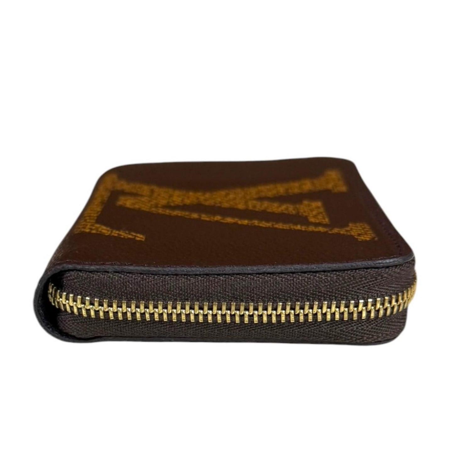 Louis Vuitton Zippy Coin Purse Monogram Giant Case — view 4