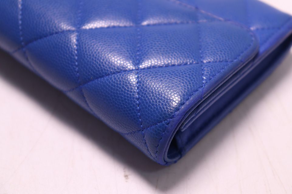 Chanel Caviar Leather Quilted Wallet — view 5