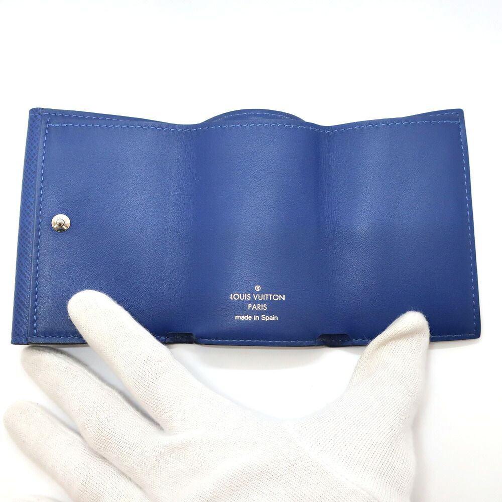 Hermes Ten Discovery Compact Wallet Cobalt Blue Taigarama Mini Trifold — view 5