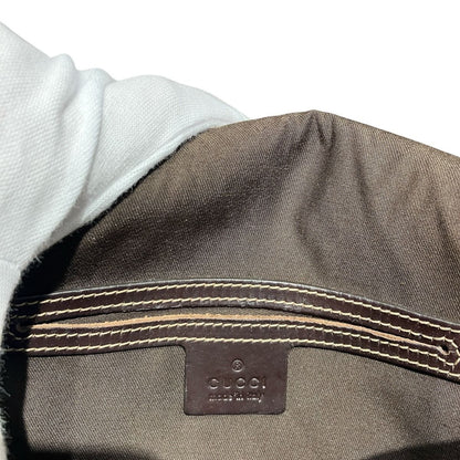 Gucci GG Supreme Shoulder Bag Leather — view 4