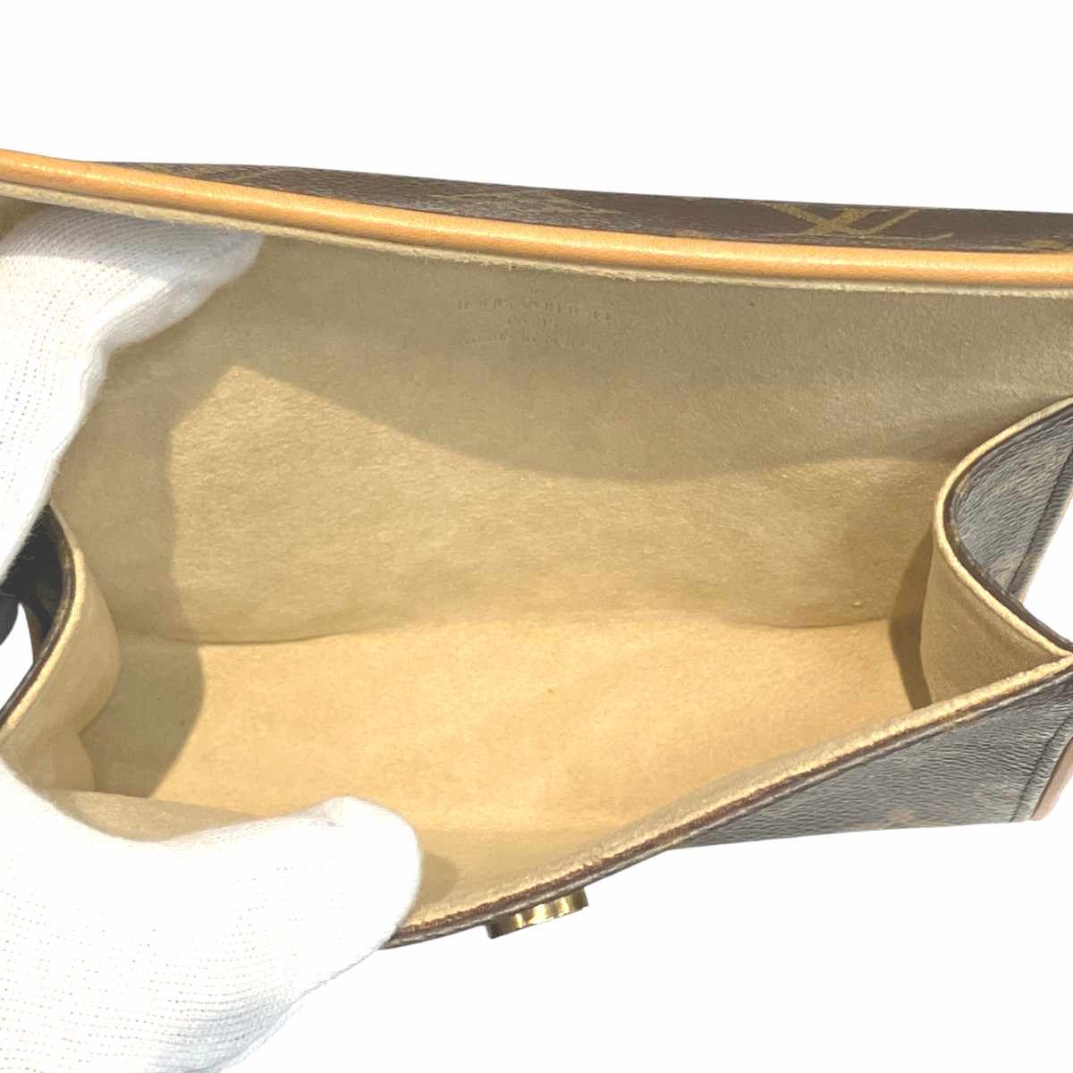 Louis Vuitton Pochette Florentine Monogram Waist Bag Canvas — view 6