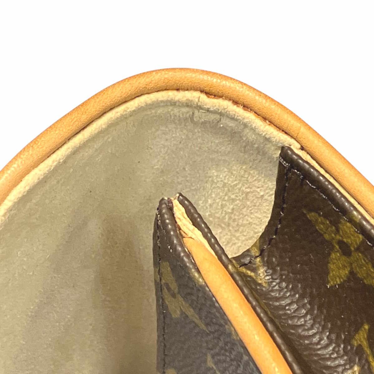 Louis Vuitton Pochette Florentine Monogram Waist Bag Canvas — view 7
