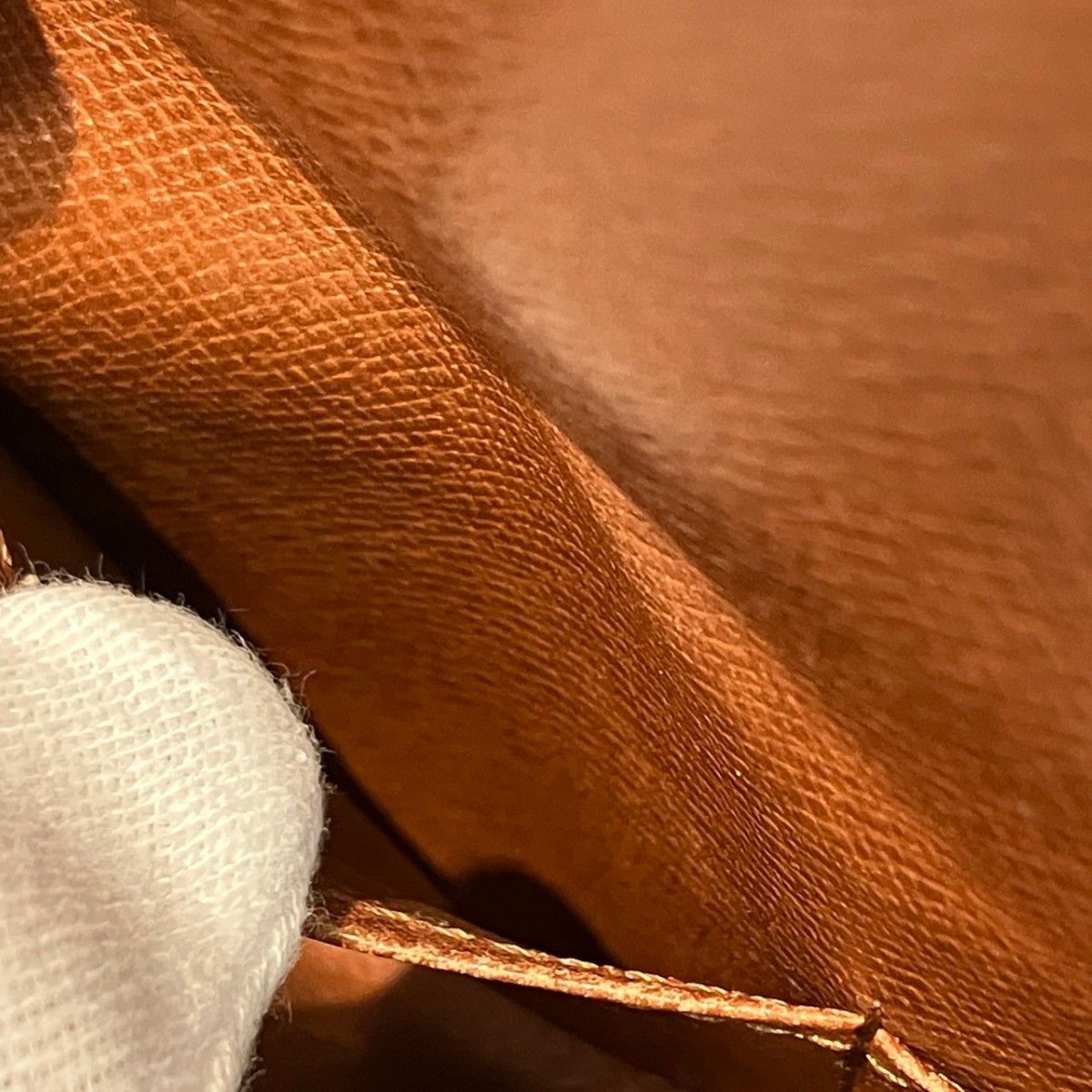 Louis Vuitton Portefeuille 3 Cult Cles Monogram Wallet Canvas — view 9