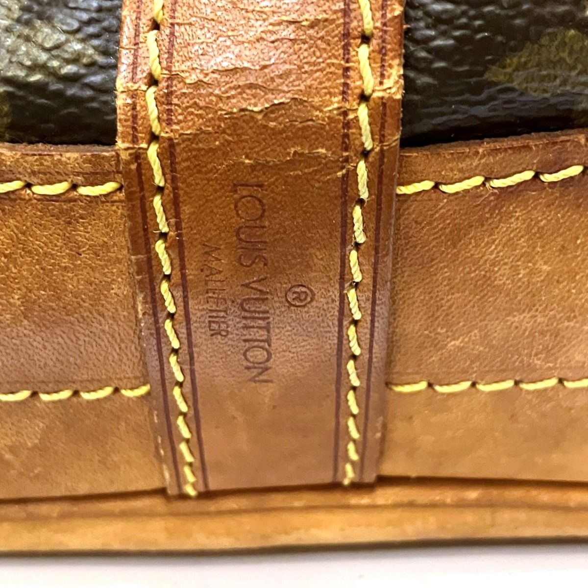 Louis Vuitton Noe Monogram Shoulder Bag Leather — view 4