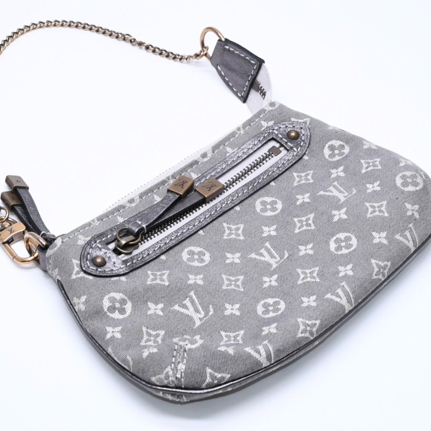 Louis Vuitton Monogram Mini Lin Mini Pochette Accessoires Plantine Handbag Gray — view 4