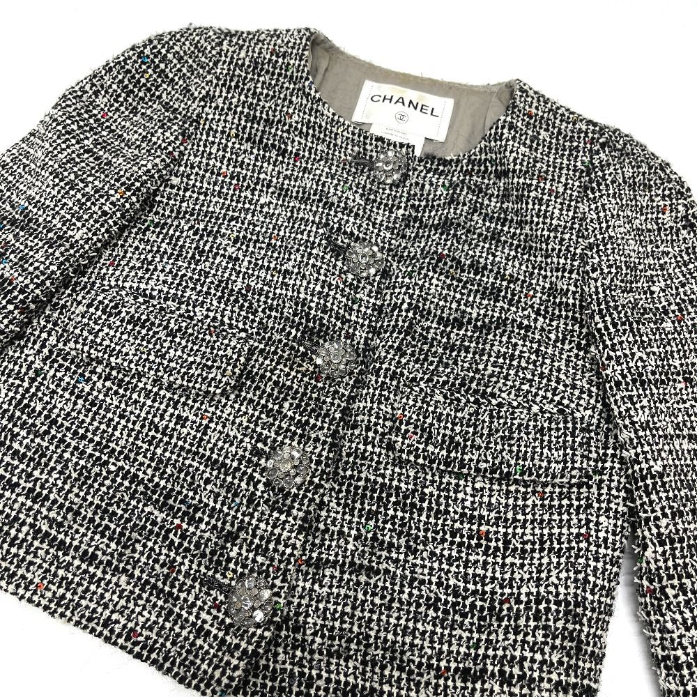 Chanel Jacket Tweed Bijou Flower Button Gray — view 3