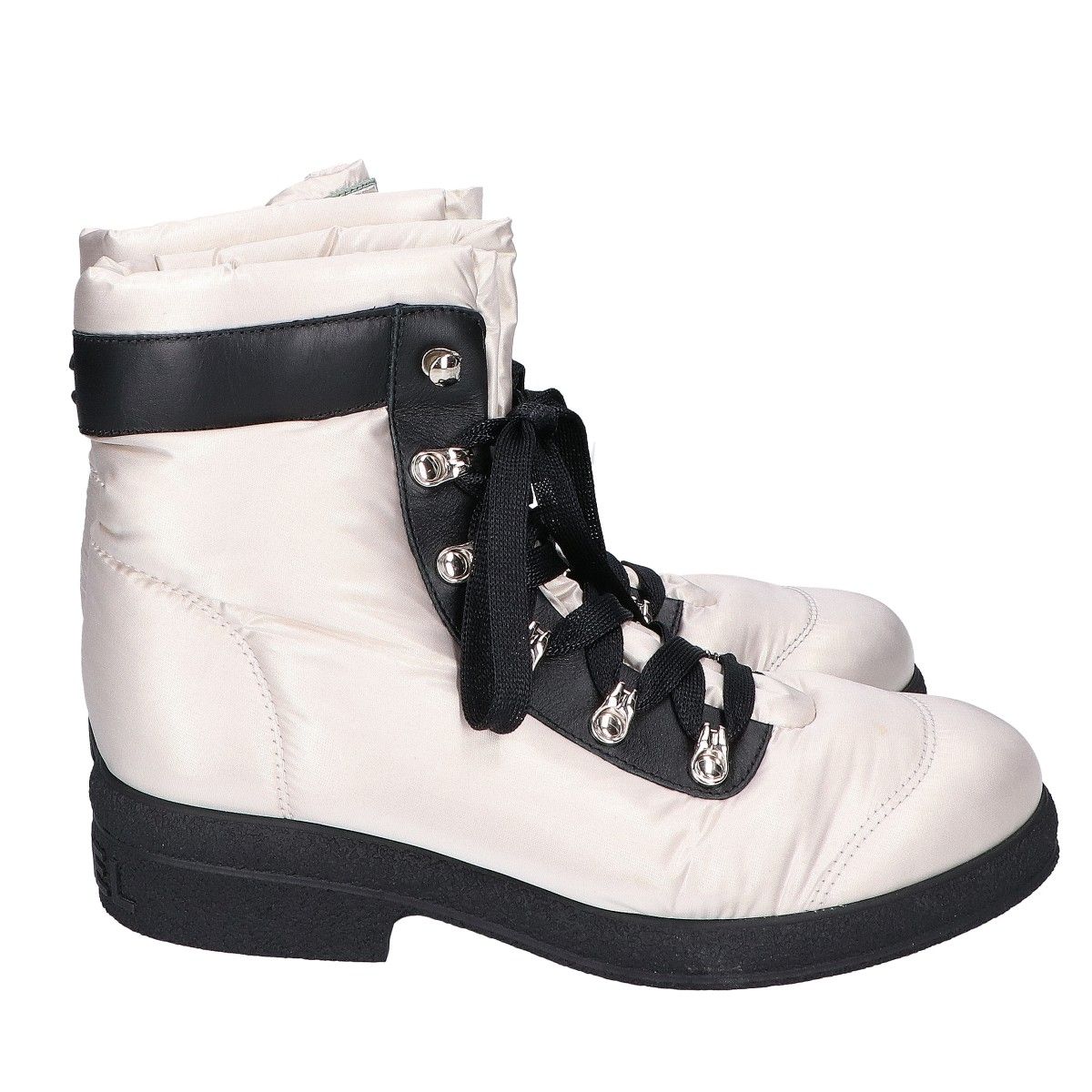 Chanel Coconeige Coco Neige Ju Boots — view 4
