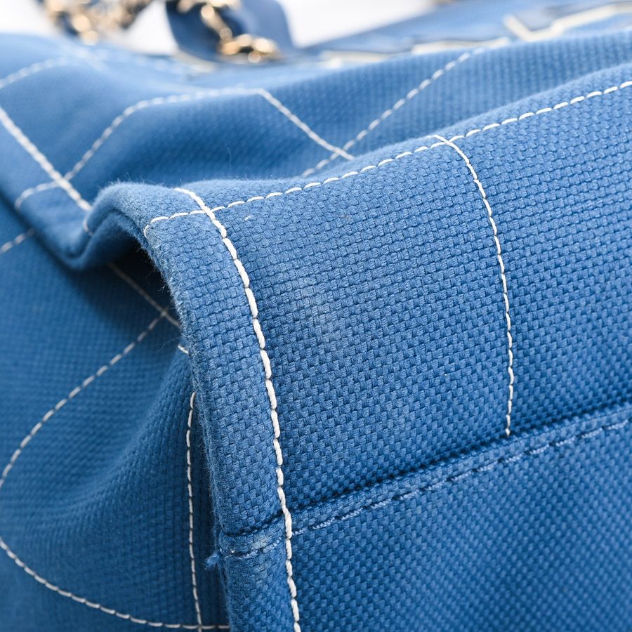 Chanel Tote Bag Deauville Shopping — view 8
