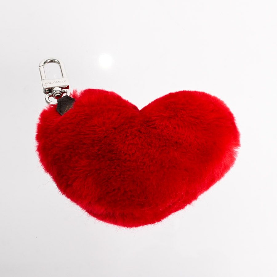 Louis Vuitton Charm LV Lucky Keychain — view 3