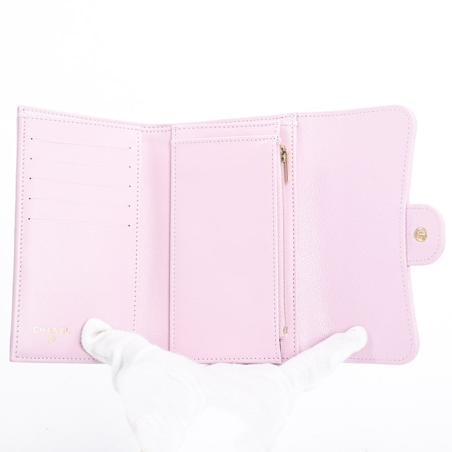 Chanel Compact Wallet Classic Flap — view 4