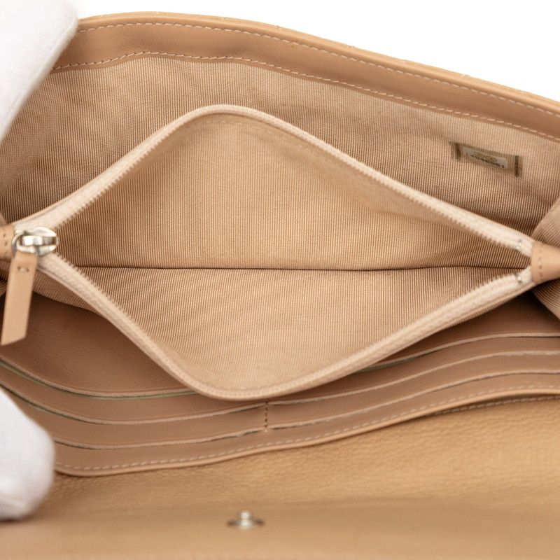 Chanel CC Logo Quilted Wallet Beige Caviar Leather — view 5
