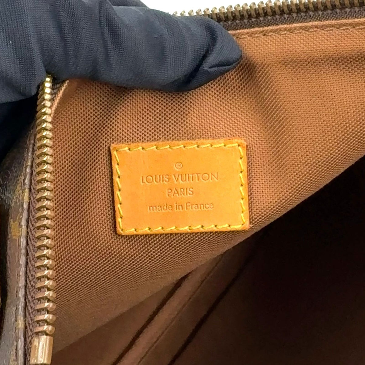 Louis Vuitton Pochette Bosphore Monogram Leather Brown Shoulder Bag Gold — view 4