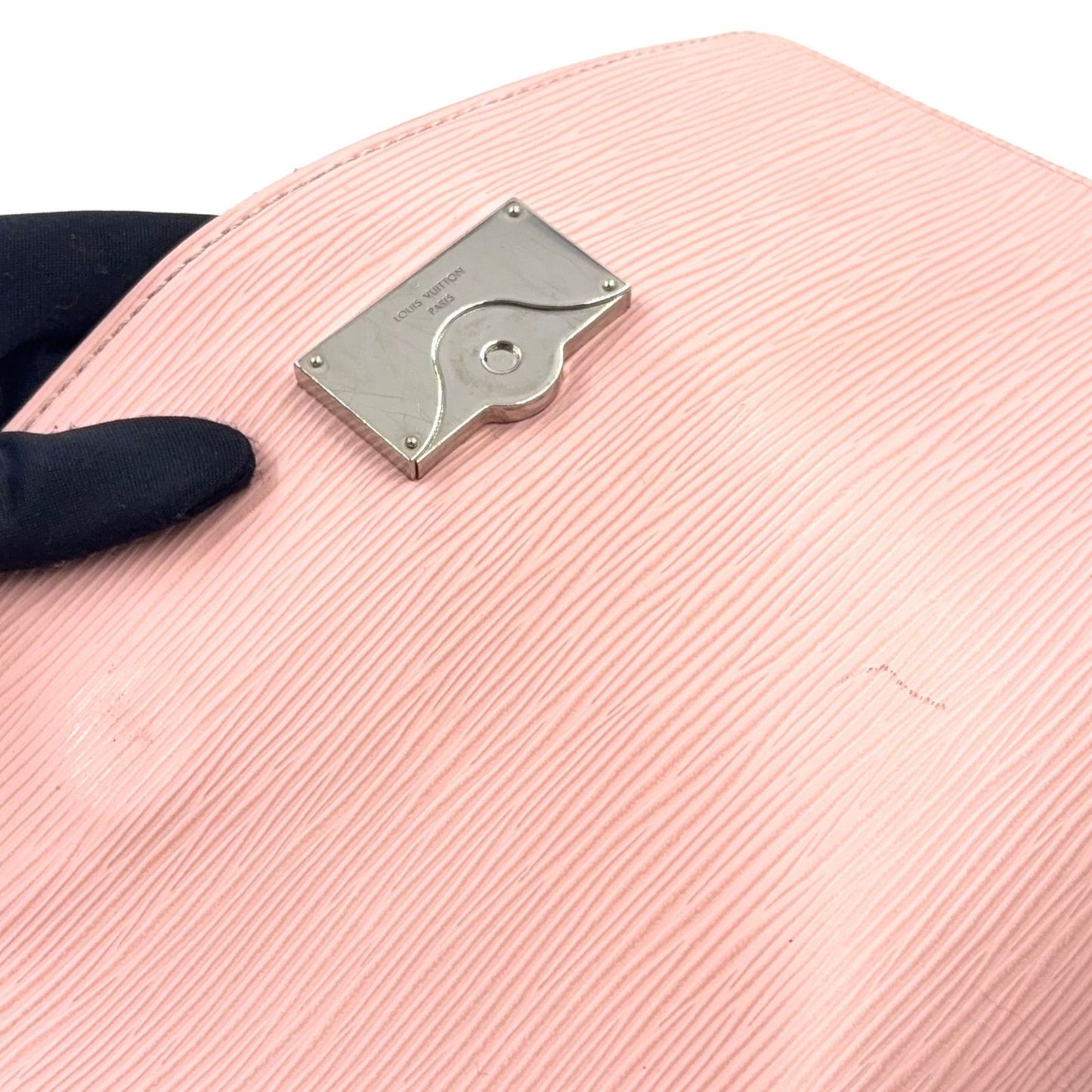 Louis Vuitton Cluny BB Epi 2-Way Shoulder Leather Light Pink Handbag Silver — view 7