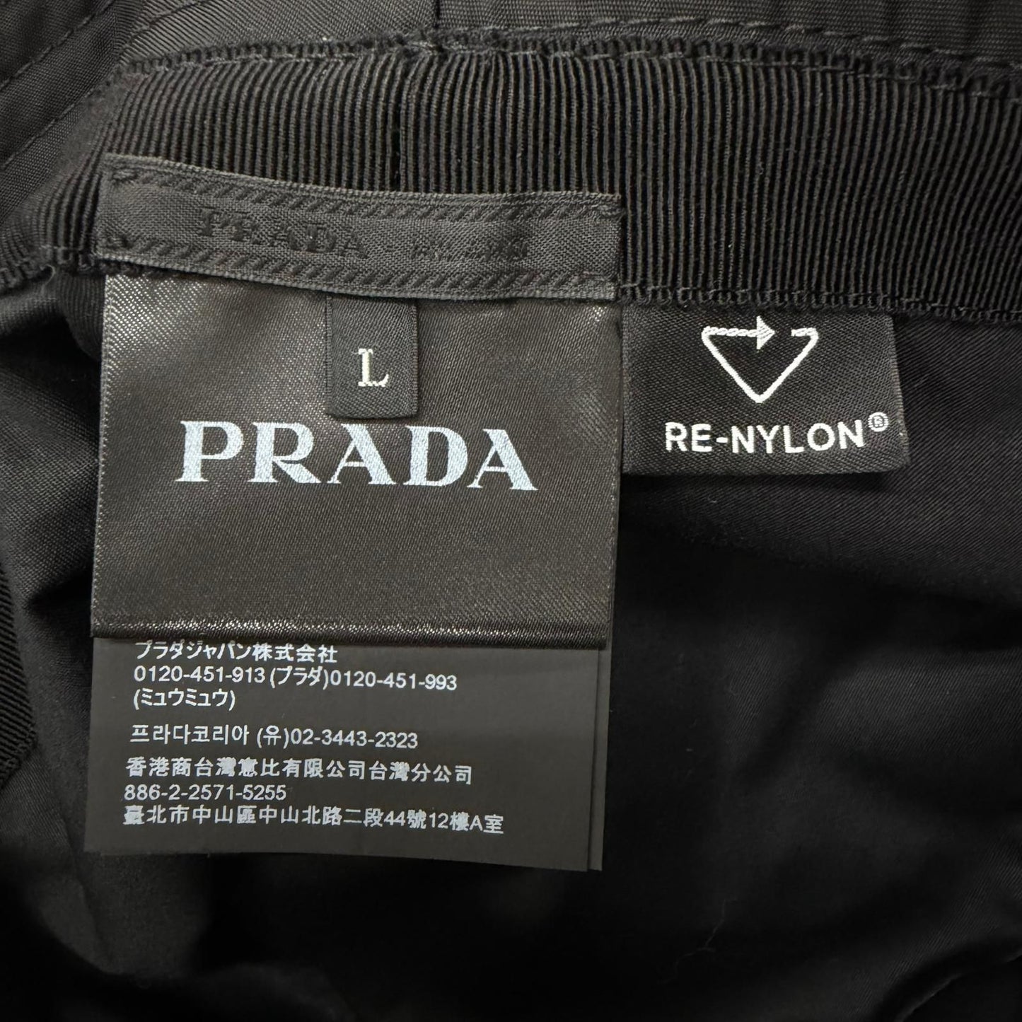 Prada Re-Nylon Triangle Logo Bucket Hat Black — view 7