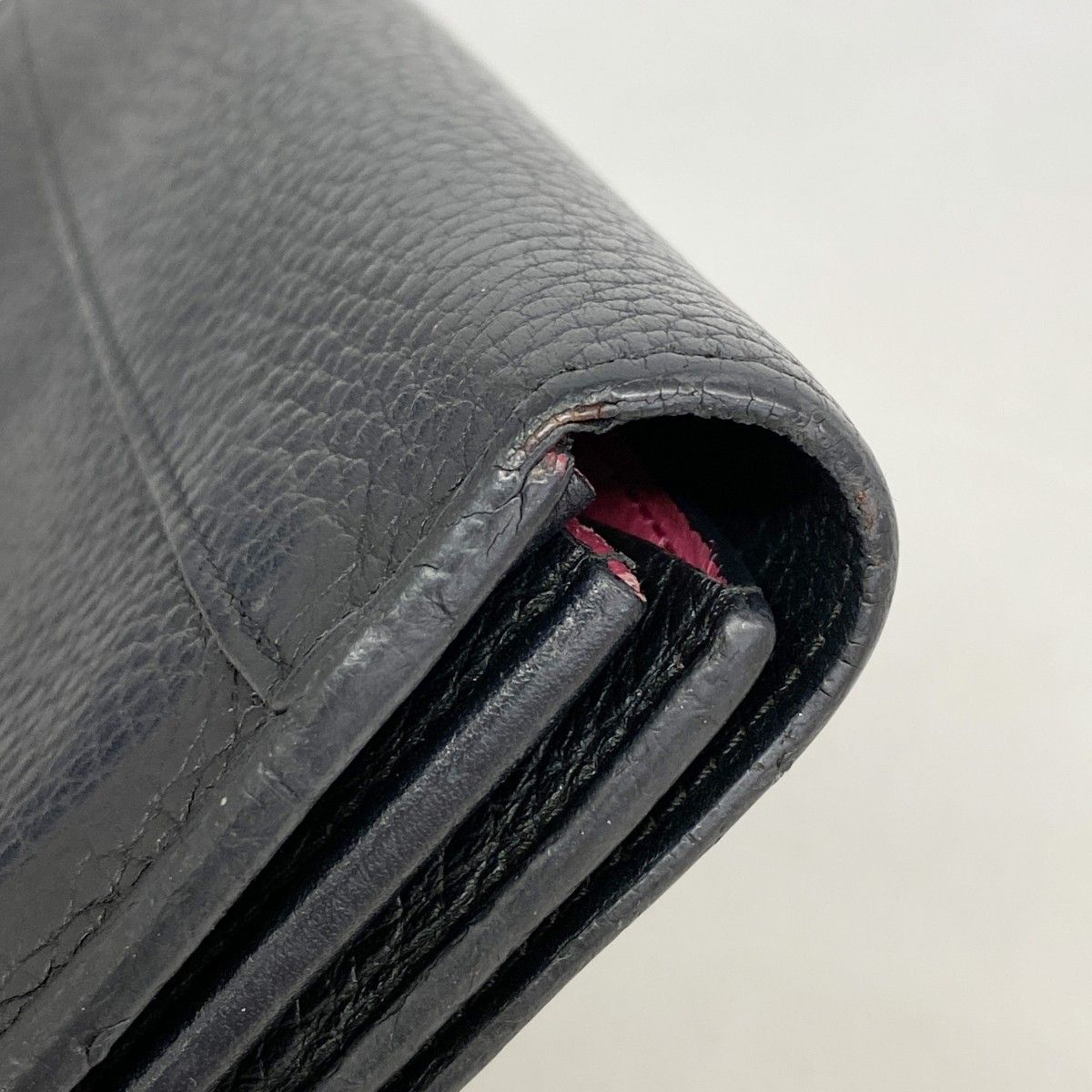 Louis Vuitton Wallet Taurillon Portefeuille Capucines Noir — view 7