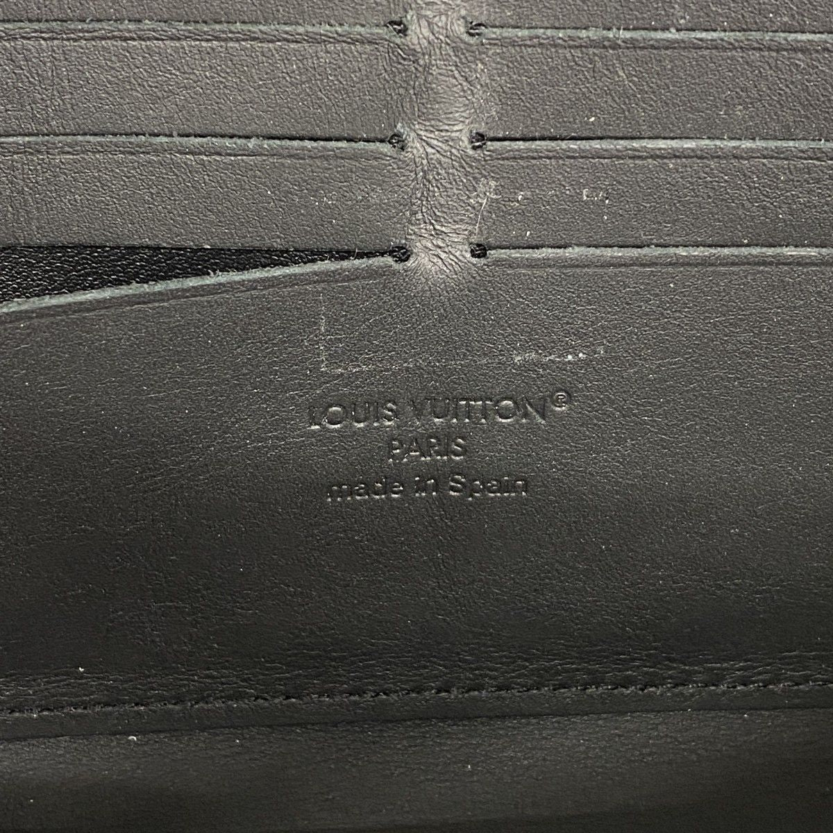 Louis Vuitton Wallet Monogram Shadow Zippy Horizontal Black — view 4