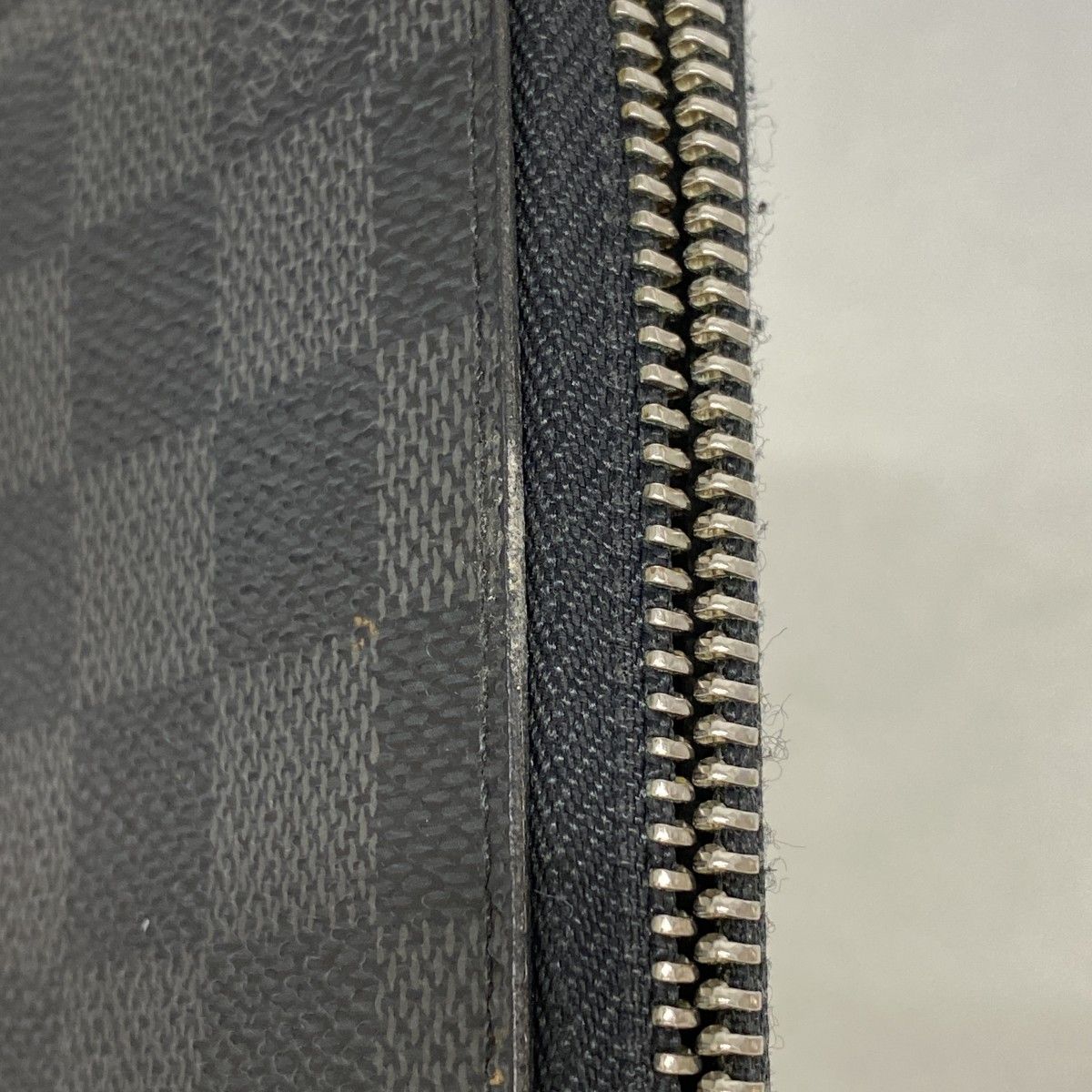 Louis Vuitton Wallet Damier Graphite Zippy Vertical Black — view 6