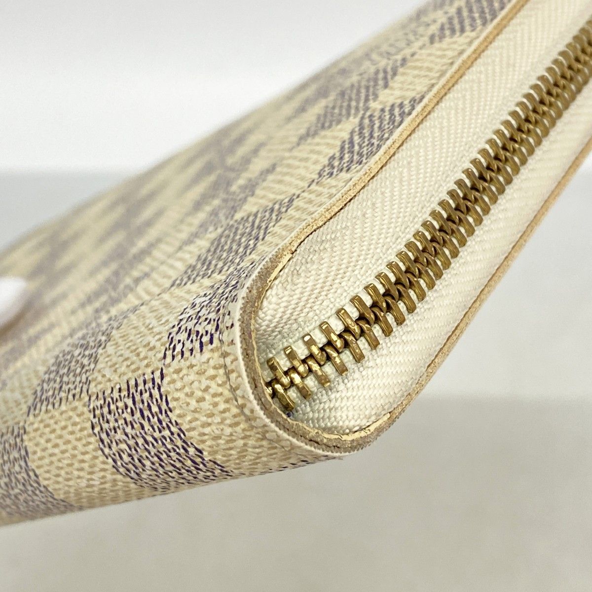 Louis Vuitton Wallet Damier Azur Zippy Organizer White — view 5