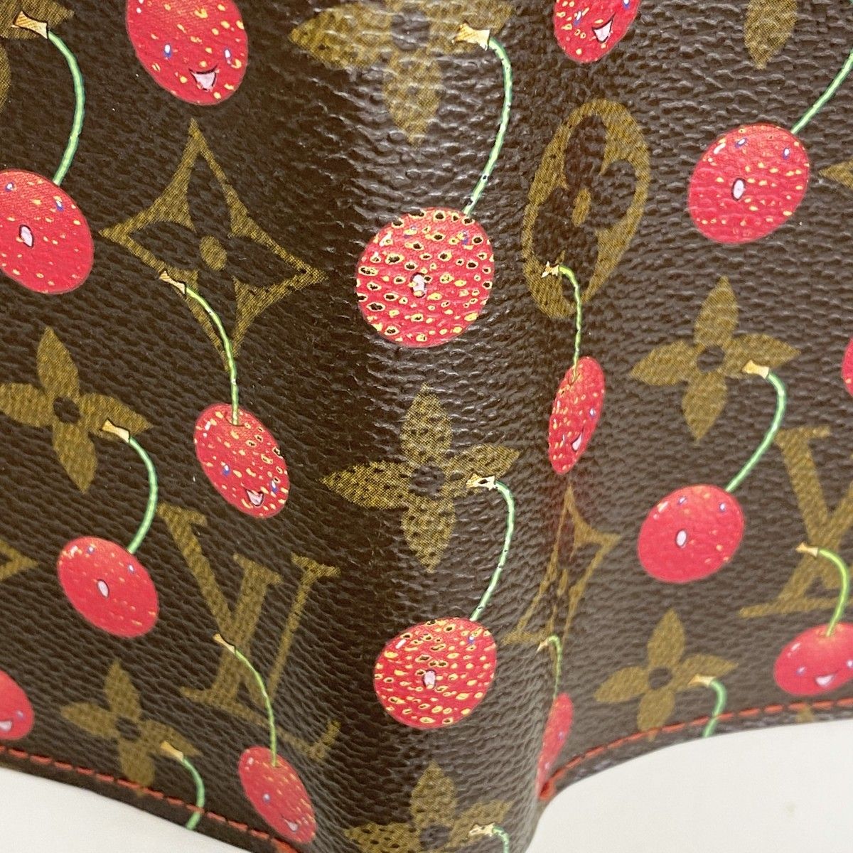 Louis Vuitton Notebook Cover Monogram Cherry Agenda PM Black Cles — view 7