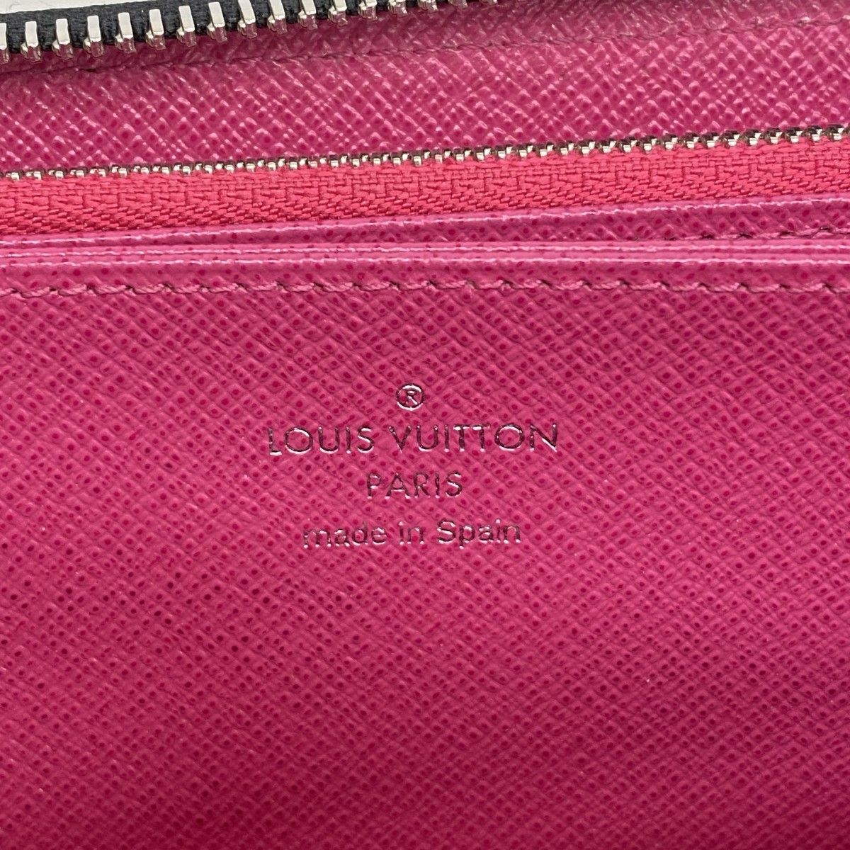 Louis Vuitton Wallet Epi Zippy Noir Hot Pink — view 4