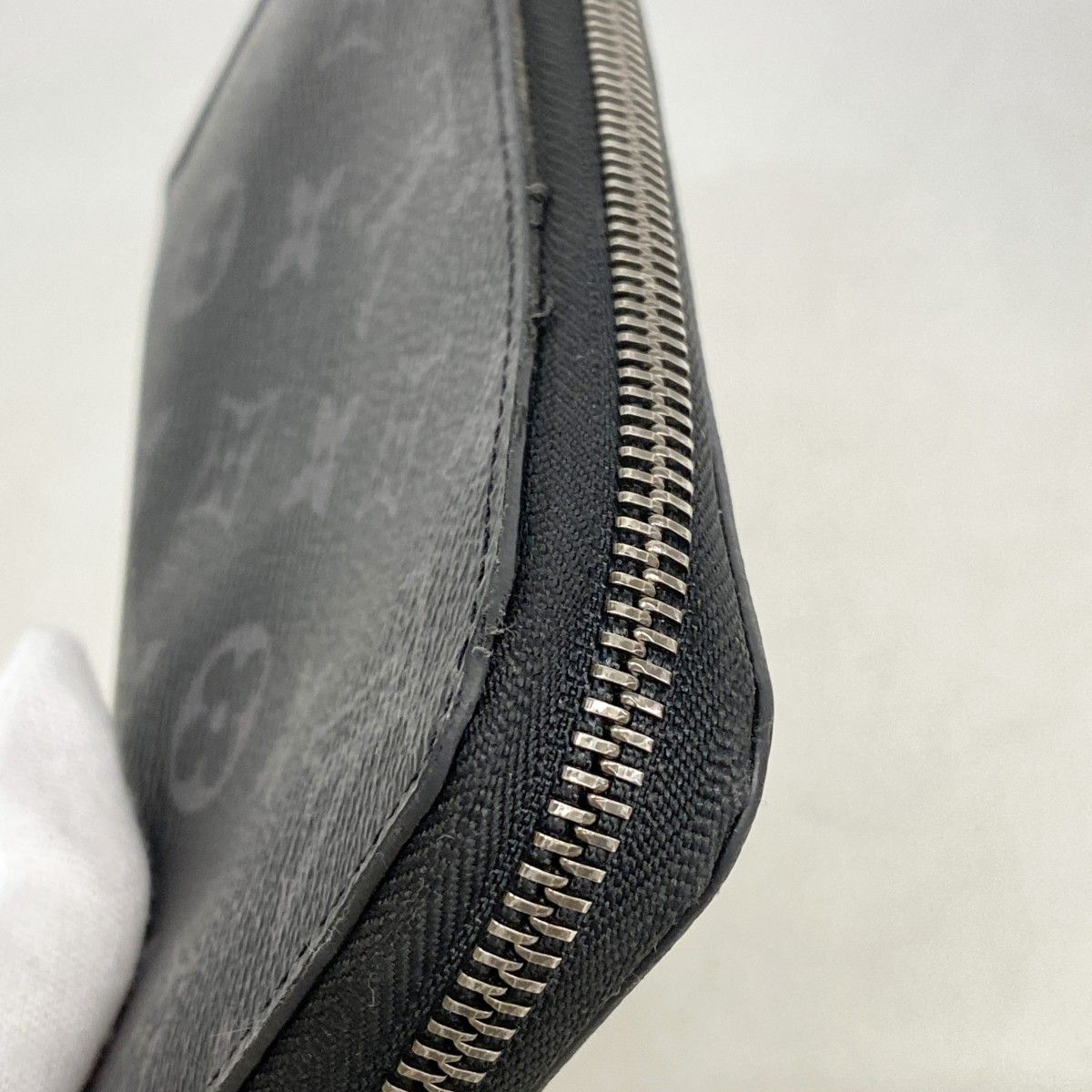 Louis Vuitton Wallet Monogram Eclipse Zippy Horizontal Black — view 5