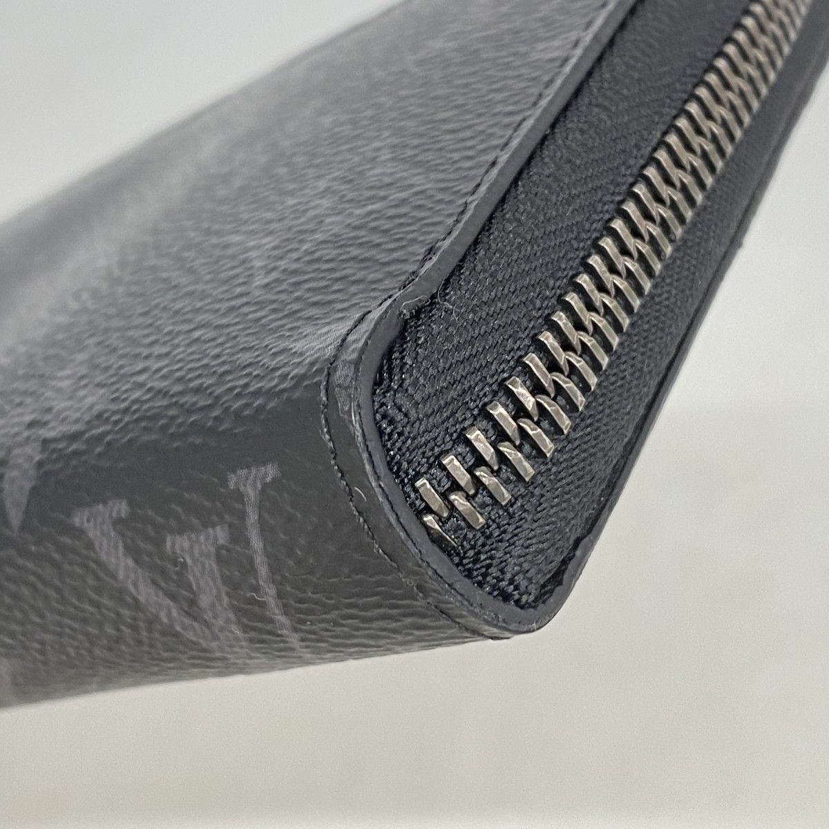 Louis Vuitton Wallet Monogram Eclipse Zippy Horizontal Black — view 6