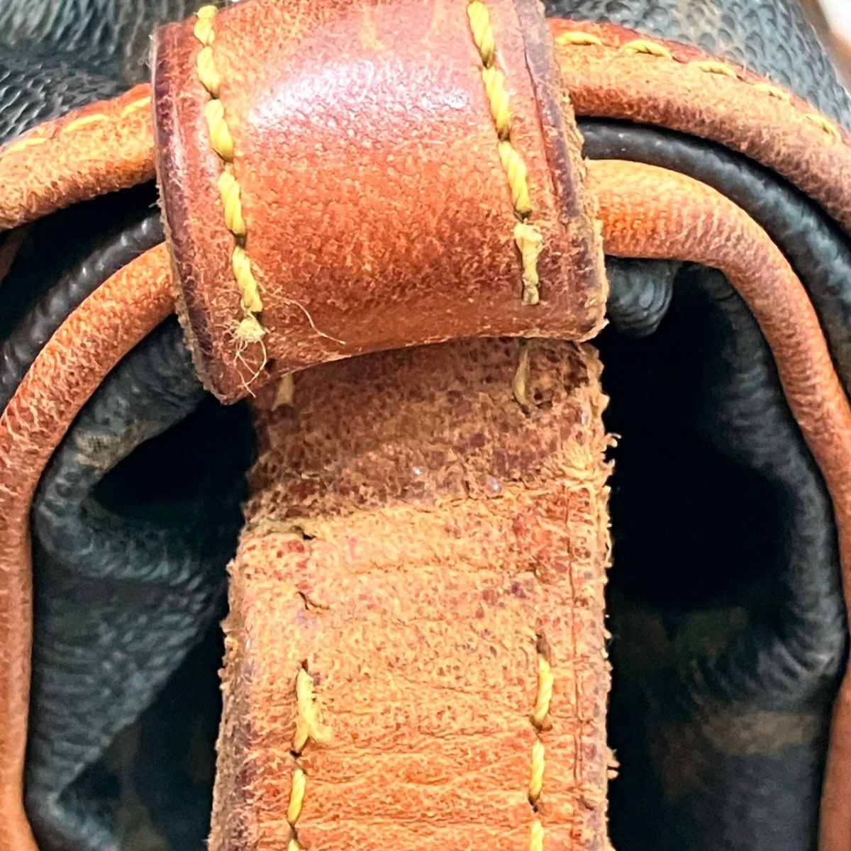 Louis Vuitton Saumur 30 Monogram Shoulder Bag Canvas — view 6