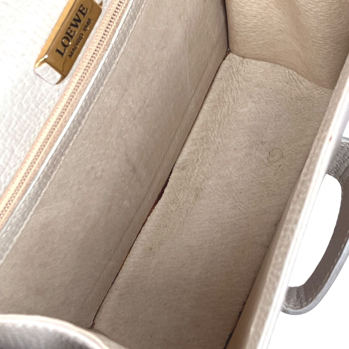 Loewe Barcelona Handbag Leather — view 7