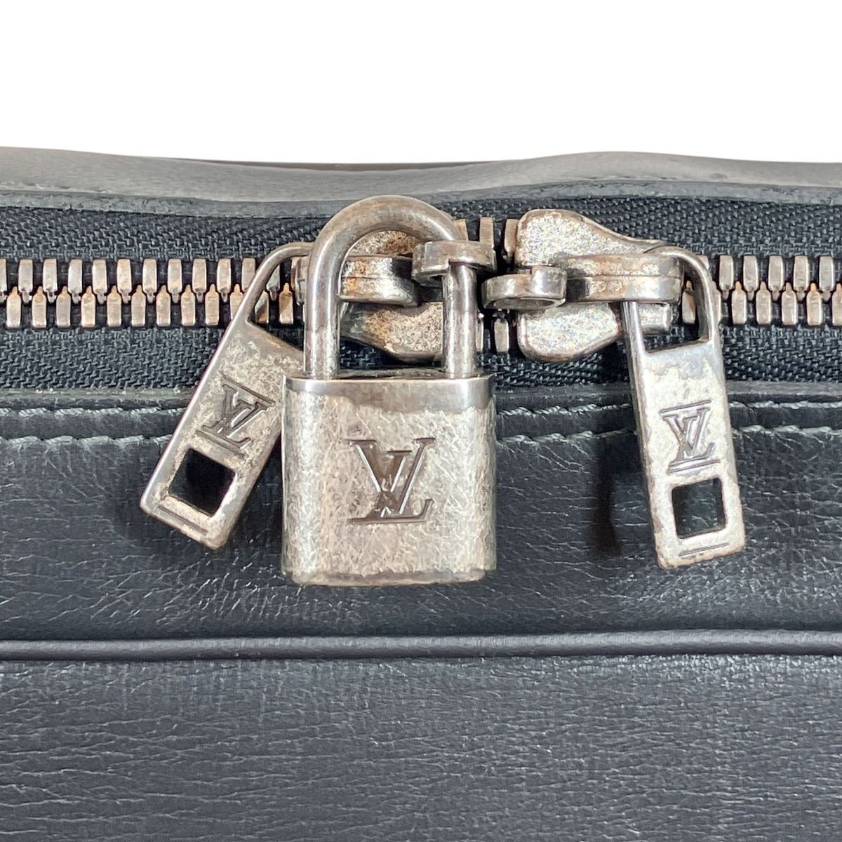 Louis Vuitton Acoma Utah Business Bag Leather — view 5