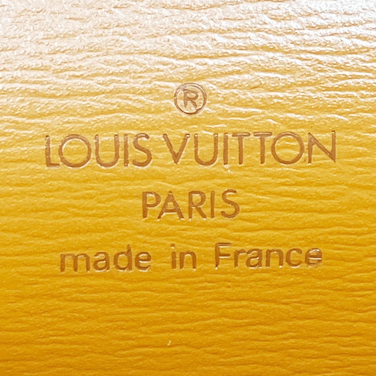 Louis Vuitton Ceinture Tilsit Epi Waist — view 4