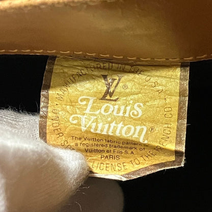Louis Vuitton Bucket PM Monogram Shoulder Bag Canvas — view 4