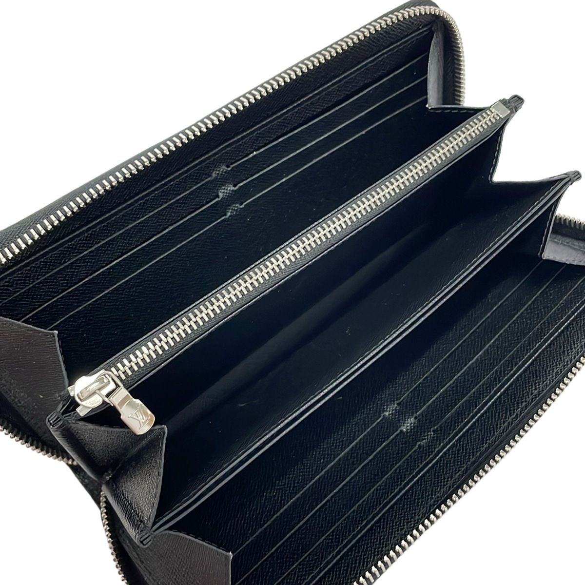 Louis Vuitton Wallet Epi Zippy Noir Leather Cowhide — view 3