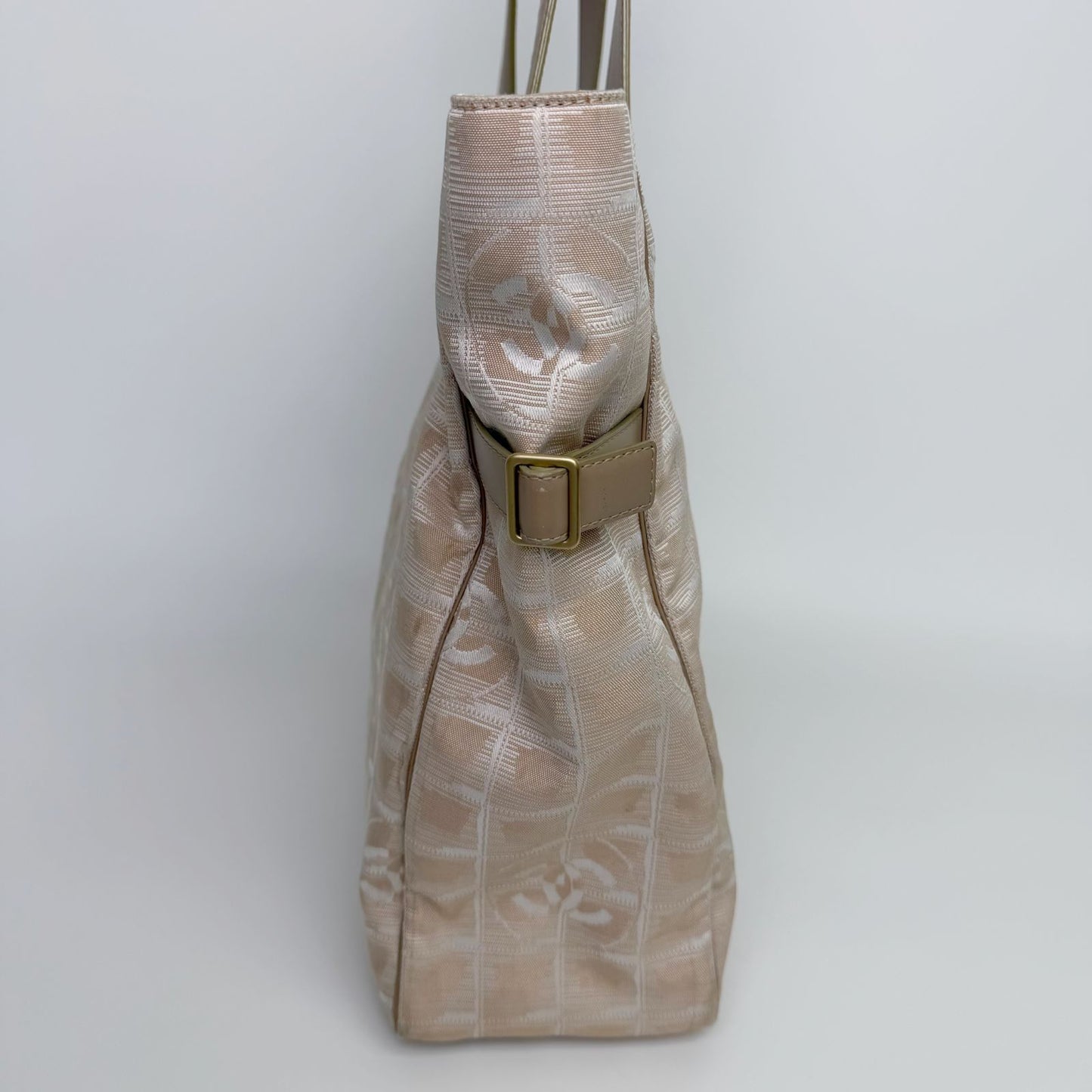 Chanel New Travel Line Tote MM Nylon Canvas Beige Gold Vintage — view 4
