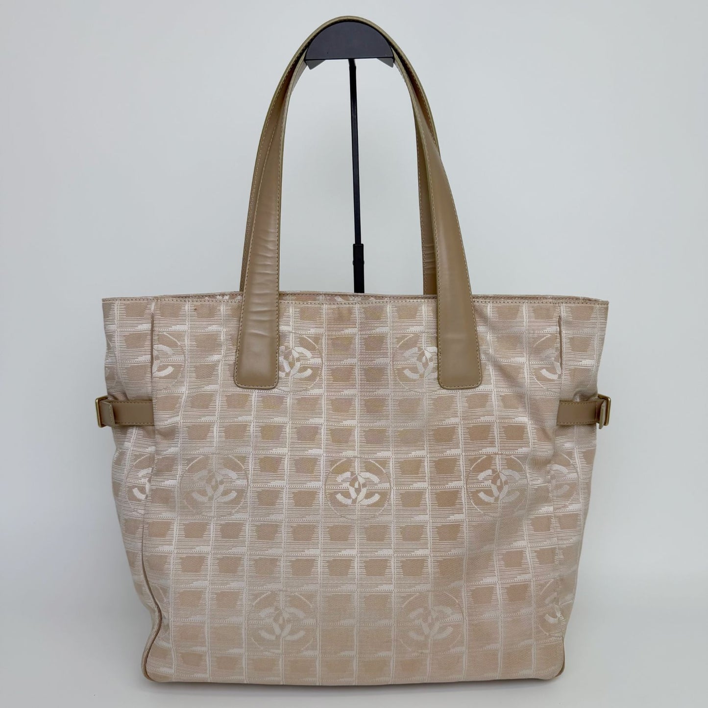 Chanel New Travel Line Tote MM Nylon Canvas Beige Gold Vintage — view 3
