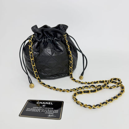 Chanel Quilted Drawstring Chain Shoulder Bag Lambskin Black Gold Vintage — view 2