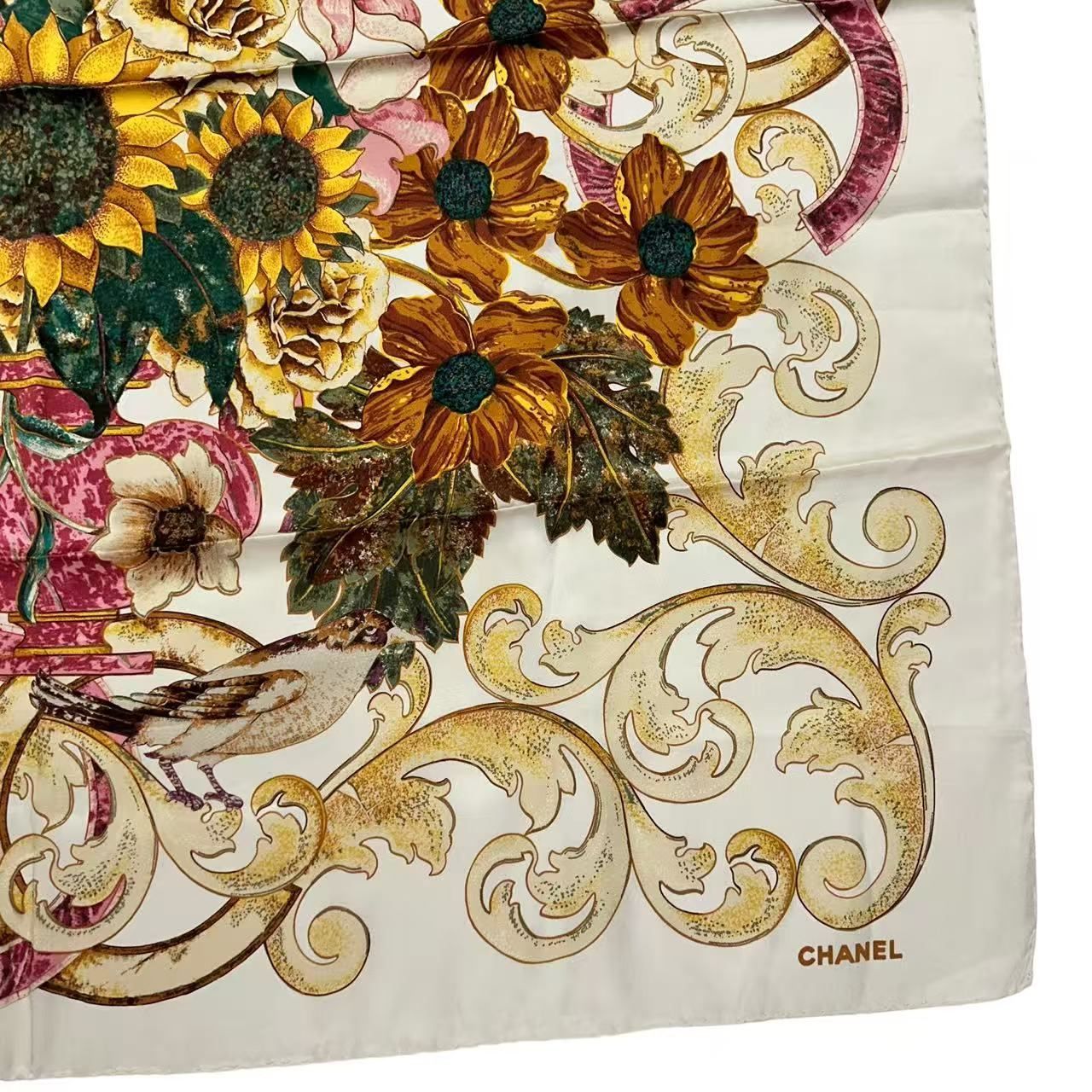 Chanel Scarf Sunflower Pattern Silk Multicolor — view 4