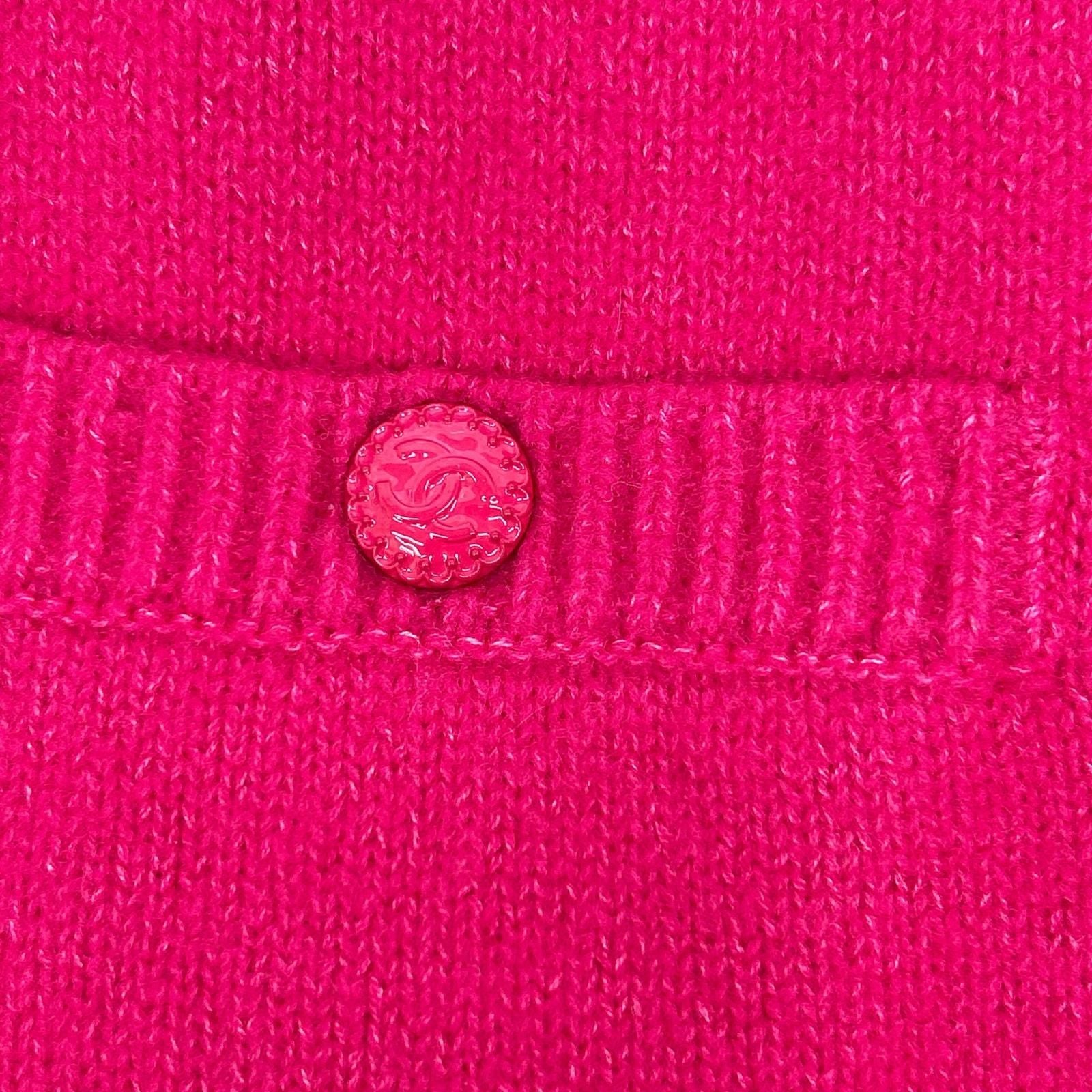 Chanel Wool Oak Silk Logo CC Button Knit Skirt 34 — view 7