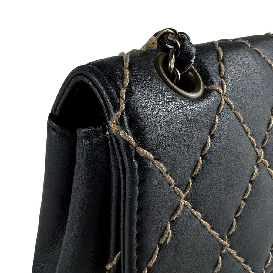 Chanel Shoulder Bag Wild Stitch — view 7