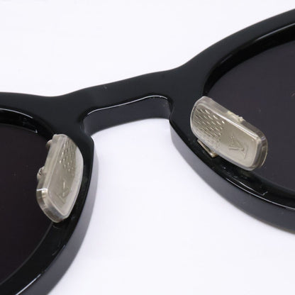 Louis Vuitton Vintage LV Confidence Round Eyewear — view 7