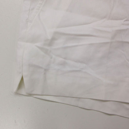 Louis Vuitton Shorts LV Logo Patch White — view 6