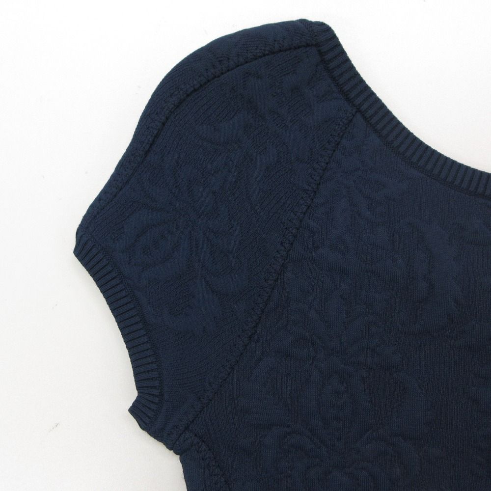 Chanel Dress Flower Jacquard Knit French Sleeve Flare a Line CC Logo Plate Navy — view 5