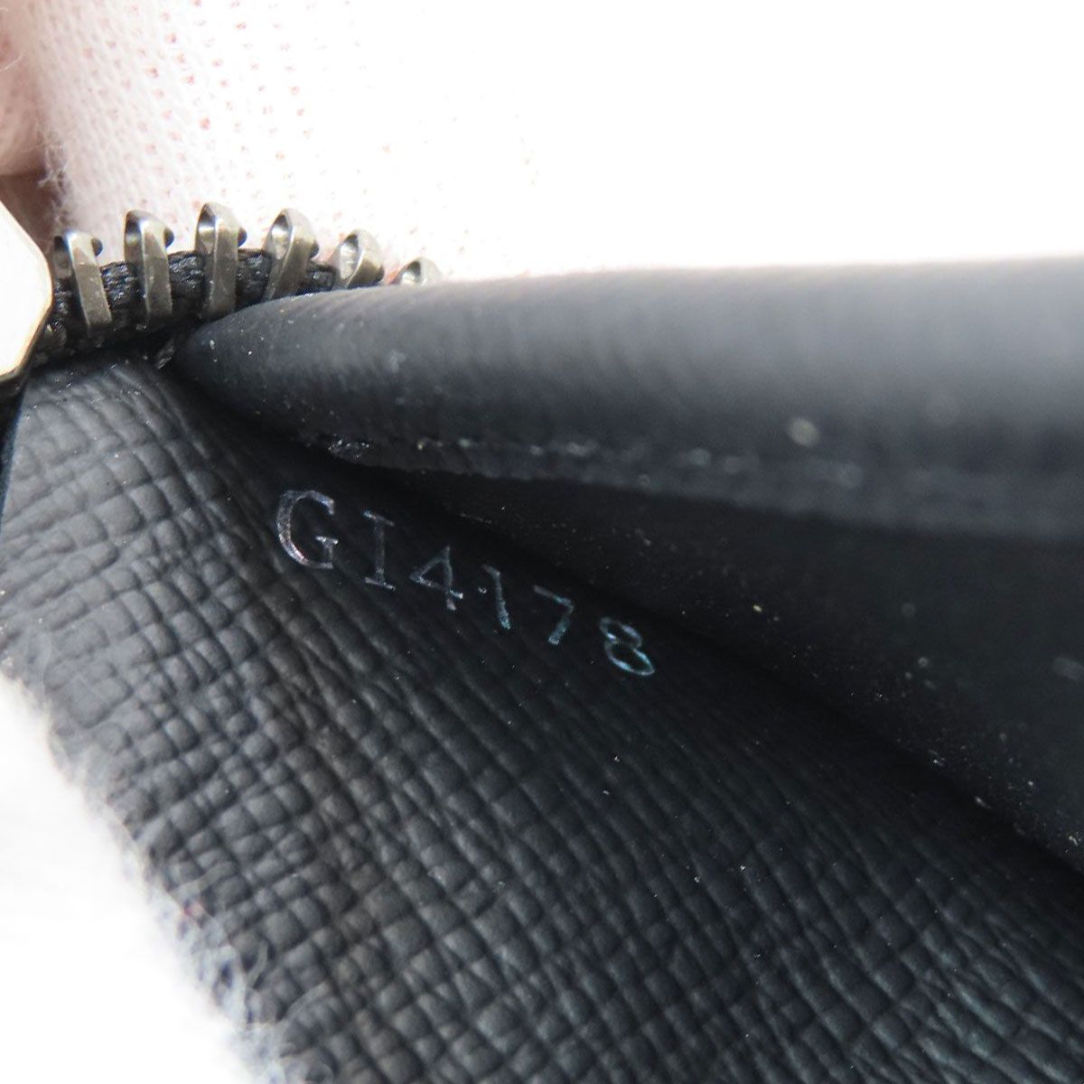 Louis Vuitton Zippy Wallet Vertical Monogram Eclipse — view 8