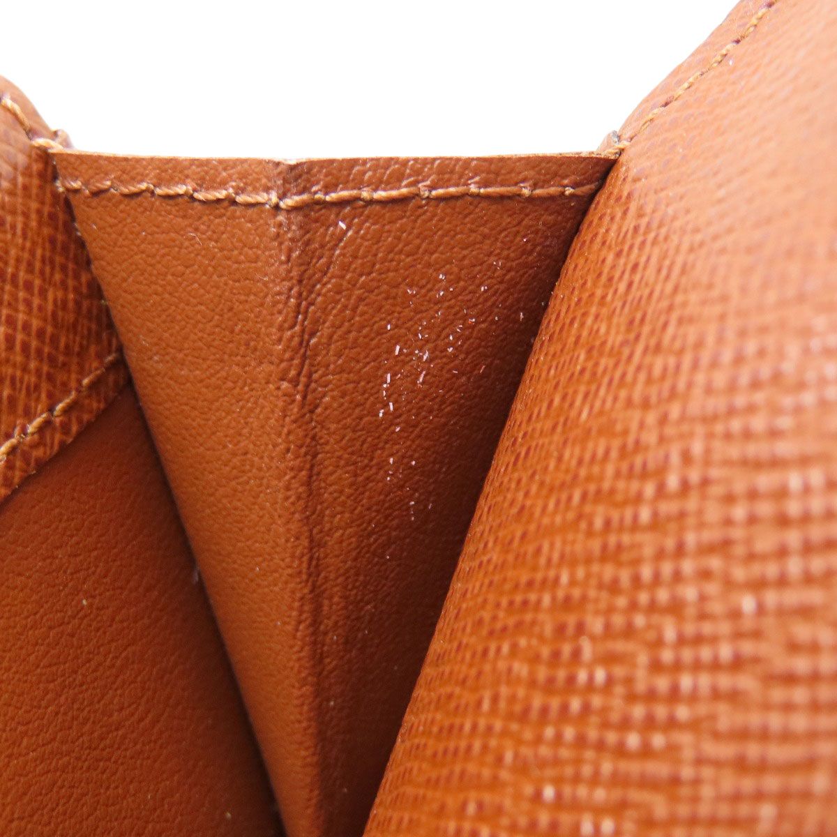Louis Vuitton Porte-Monnaie Pla Coin Case Monogram Canvas — view 8