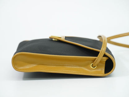 Saint Laurent YSL Shoulder Bag Pochette Black Second — view 4