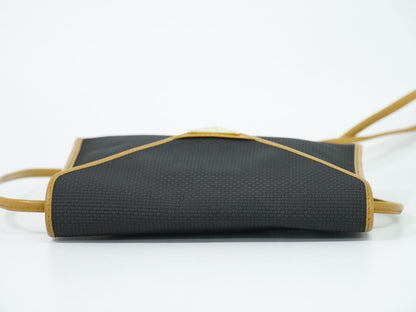 Saint Laurent YSL Shoulder Bag Pochette Black Second — view 5